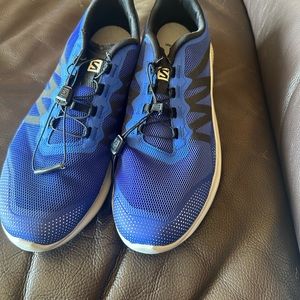 Blue Men’s Salomon running shoes size 12.5
